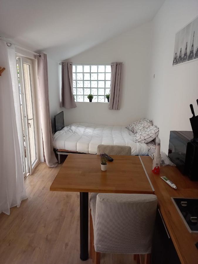 Studio Avec Terrasse Paris Sud Villejuif Luaran gambar